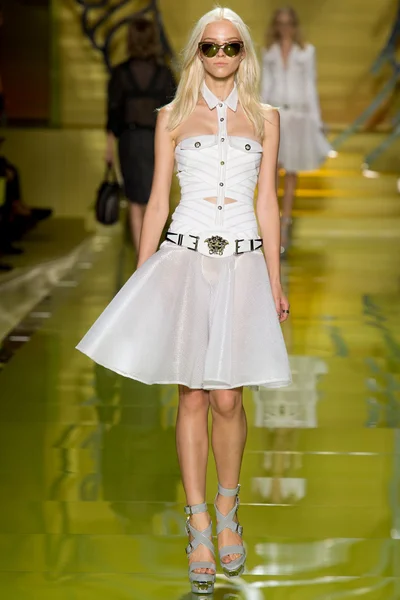 Look 6